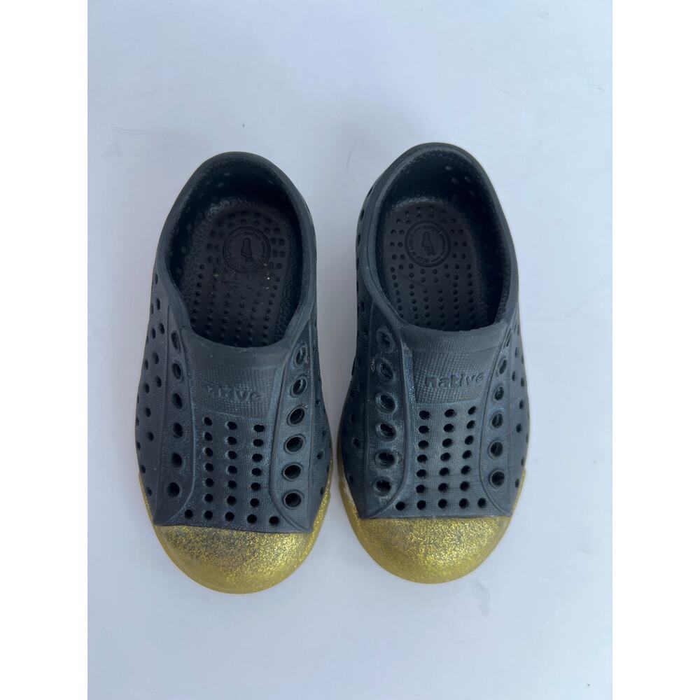 Native Kids Jefferson Bling Slip On Black Water Shoes Gold Glitter Toe C6